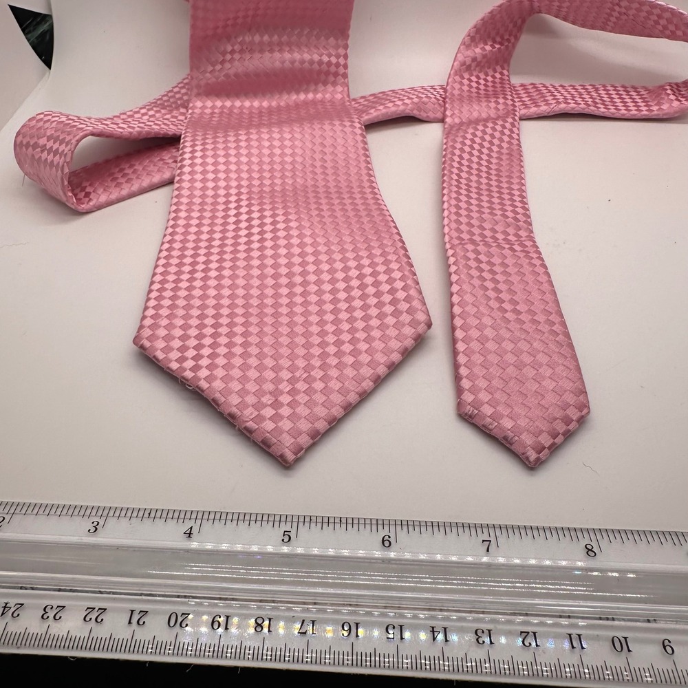 Dockers Men Tie Pink‎ Woven Checkered Stain Resistant Business Casual Office - Picture 3 of 7